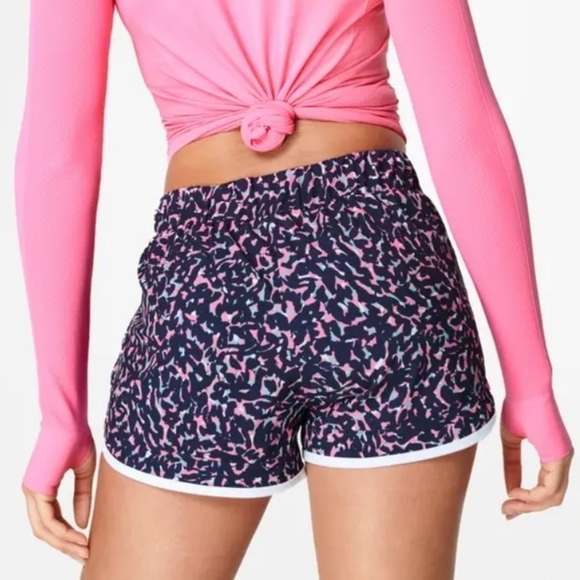 Sweaty Betty On Your Marks 4” Running Shorts Large New with tags! - Picture 2 of 16